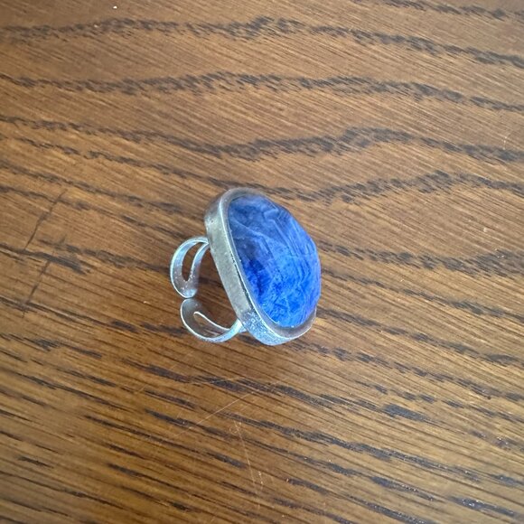 Beautiful Sterling Silver and Sodalite Stone Ring from Ilaria Peru - Adjustable - Picture 3 of 6